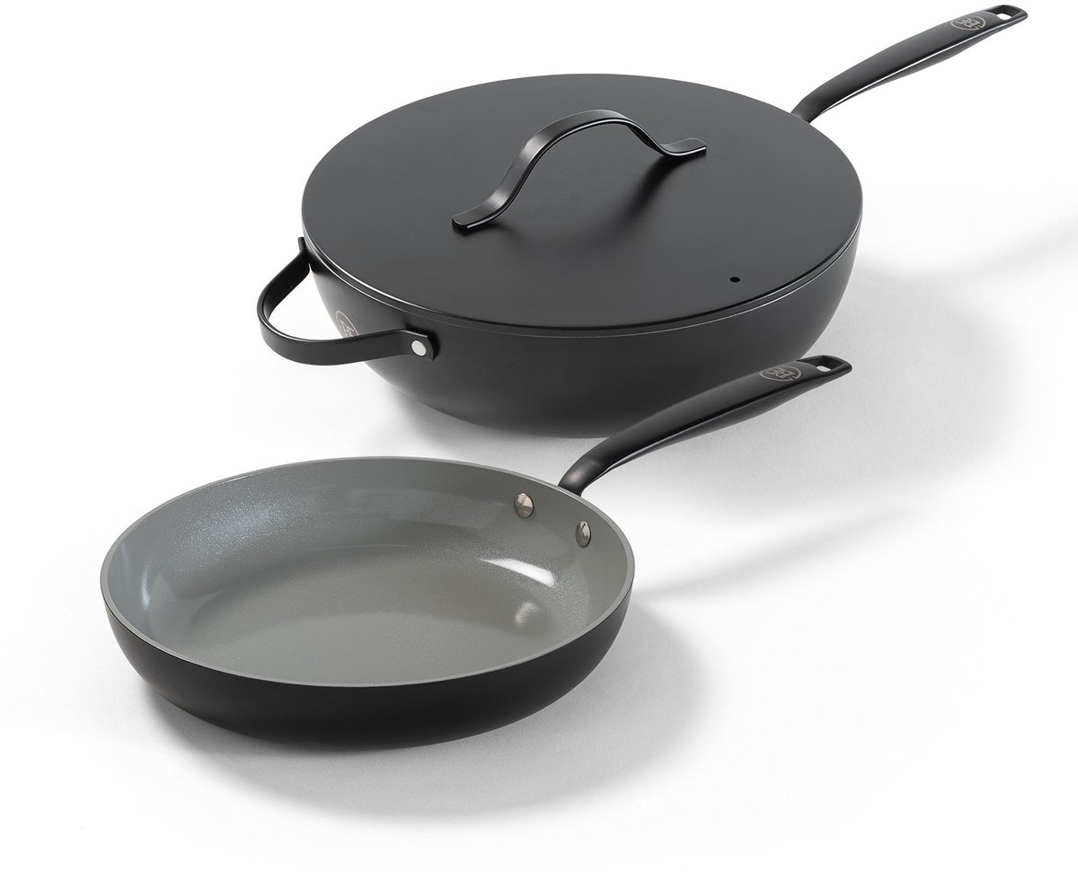 BE Living Essential Series Pannenset 2-delig - Ø 28 cm Koekenpan - Ø 30 cm Wokpan - Zwart
